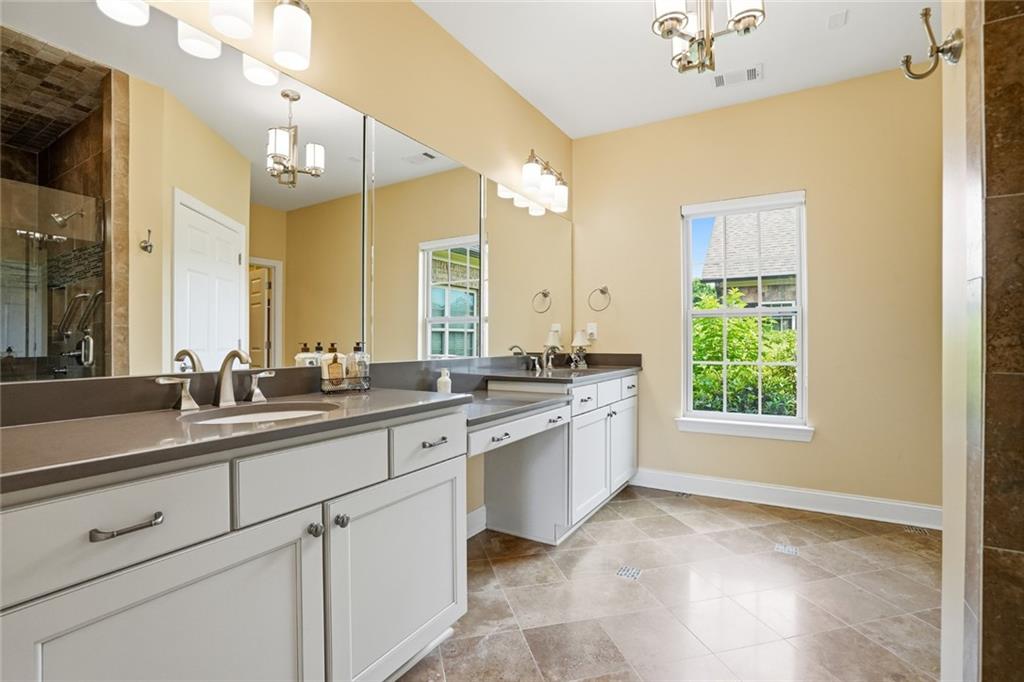 6144 Brookhaven Circle