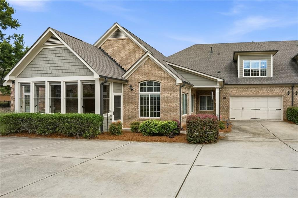6144 Brookhaven Circle
