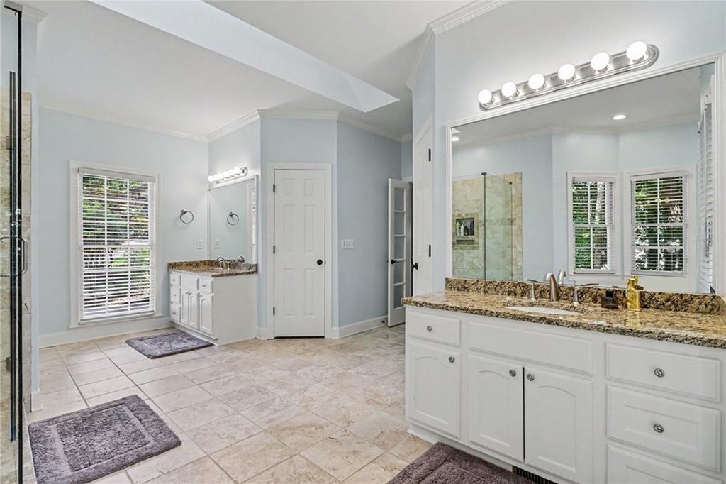 350 Creekview Terrace
