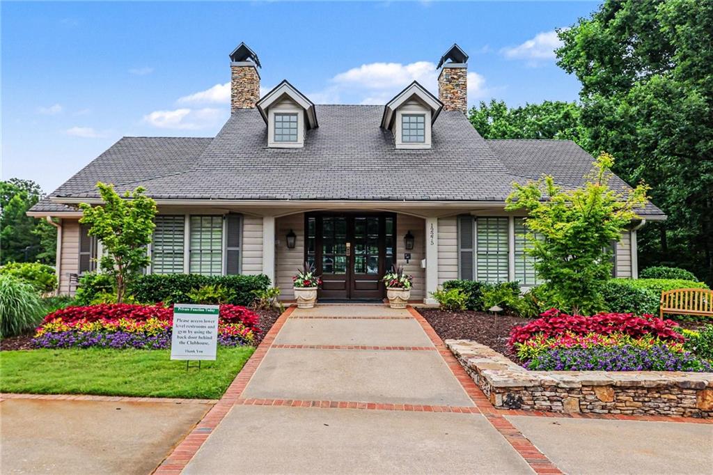 350 Creekview Terrace