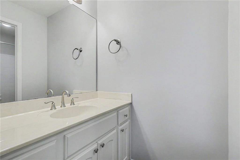 350 Creekview Terrace