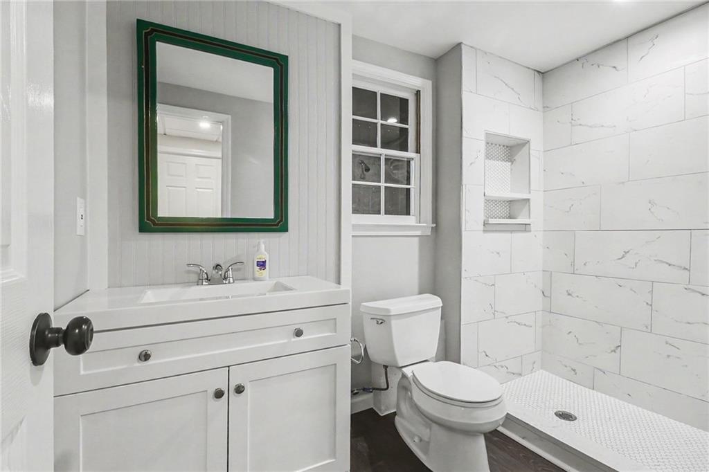 350 Creekview Terrace