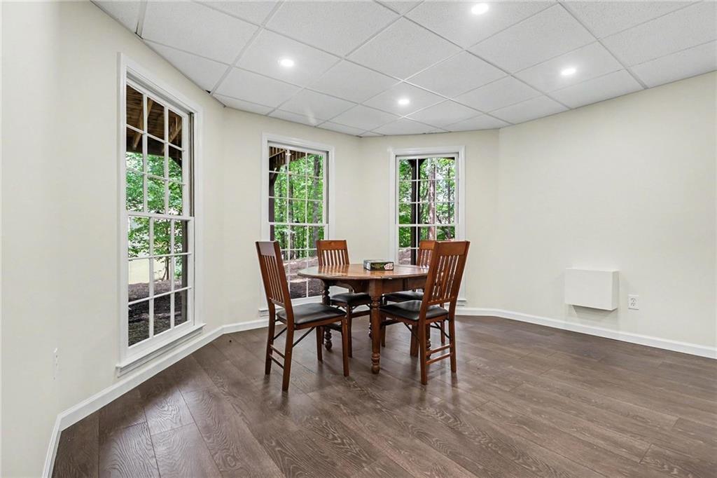 350 Creekview Terrace