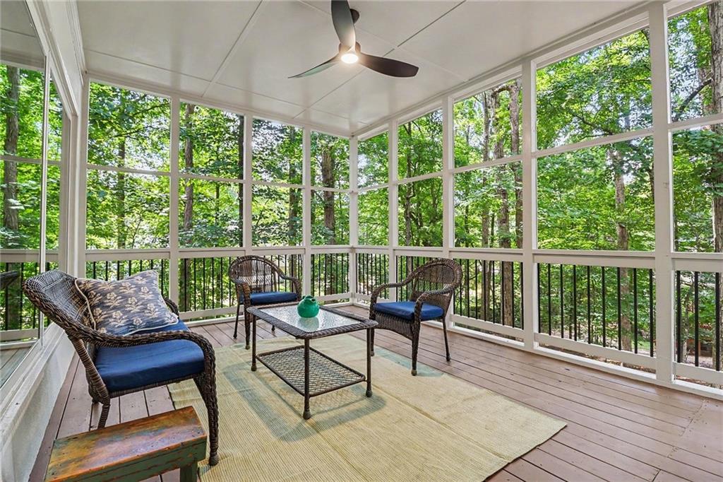 350 Creekview Terrace
