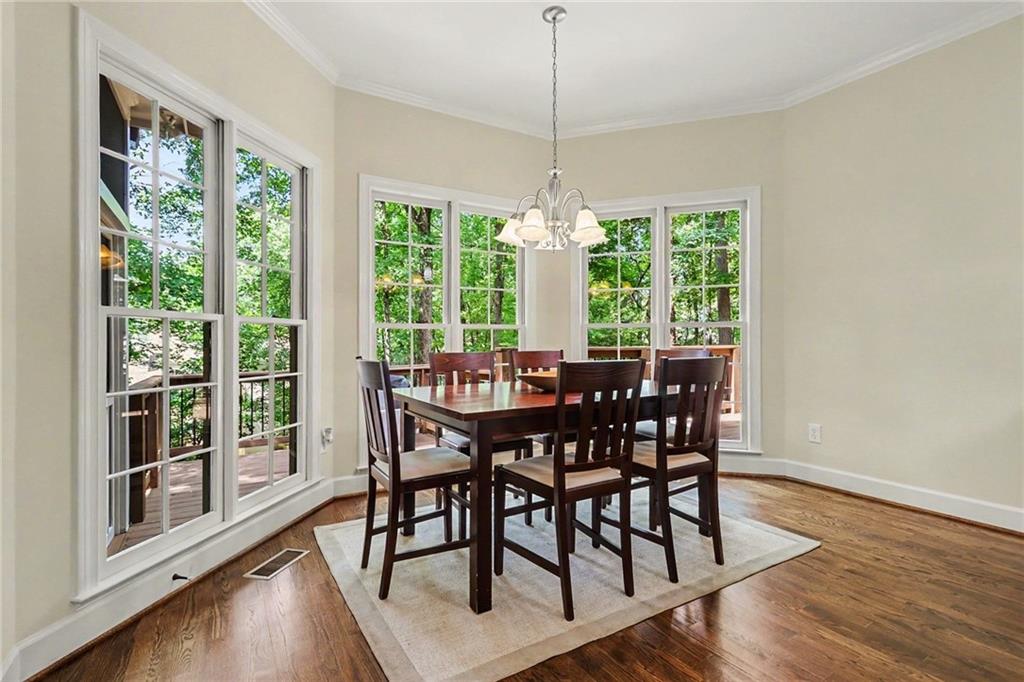 350 Creekview Terrace