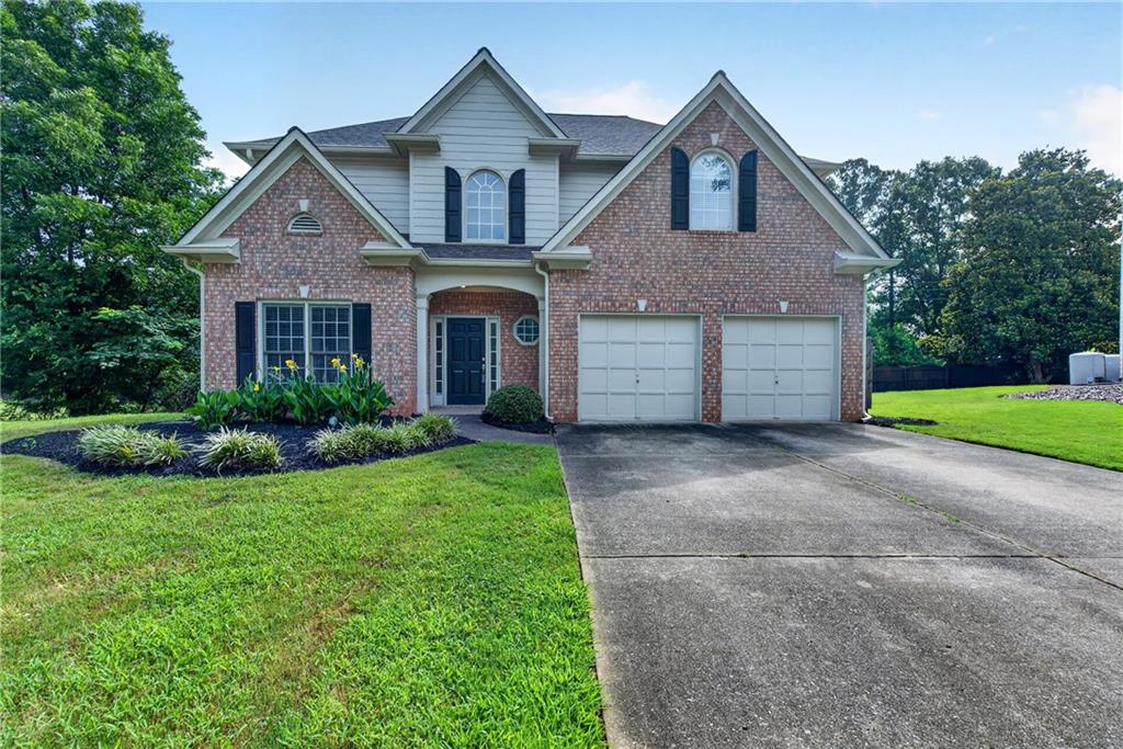 2311 Ravinia Court NE