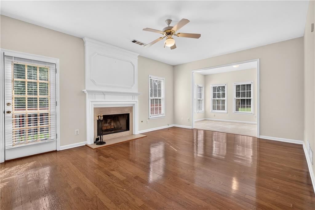 2311 Ravinia Court NE