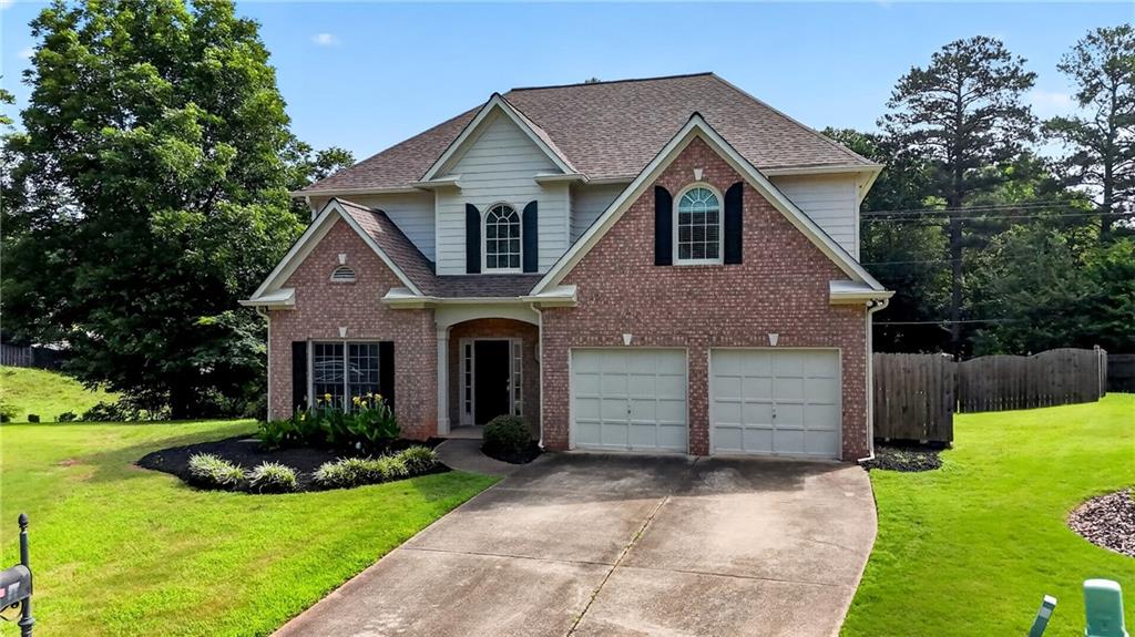 2311 Ravinia Court NE