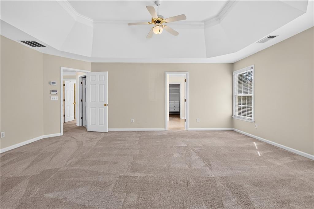 2311 Ravinia Court NE