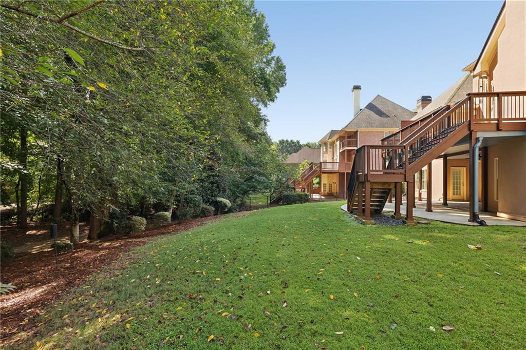12135 Helleri Hollow