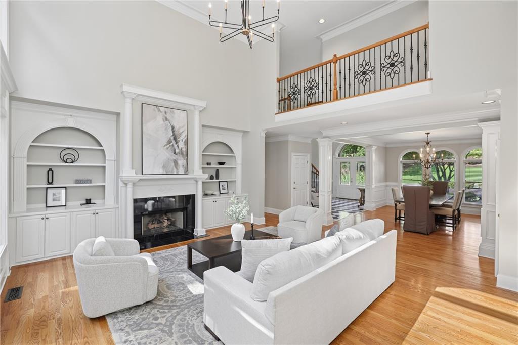 12135 Helleri Hollow