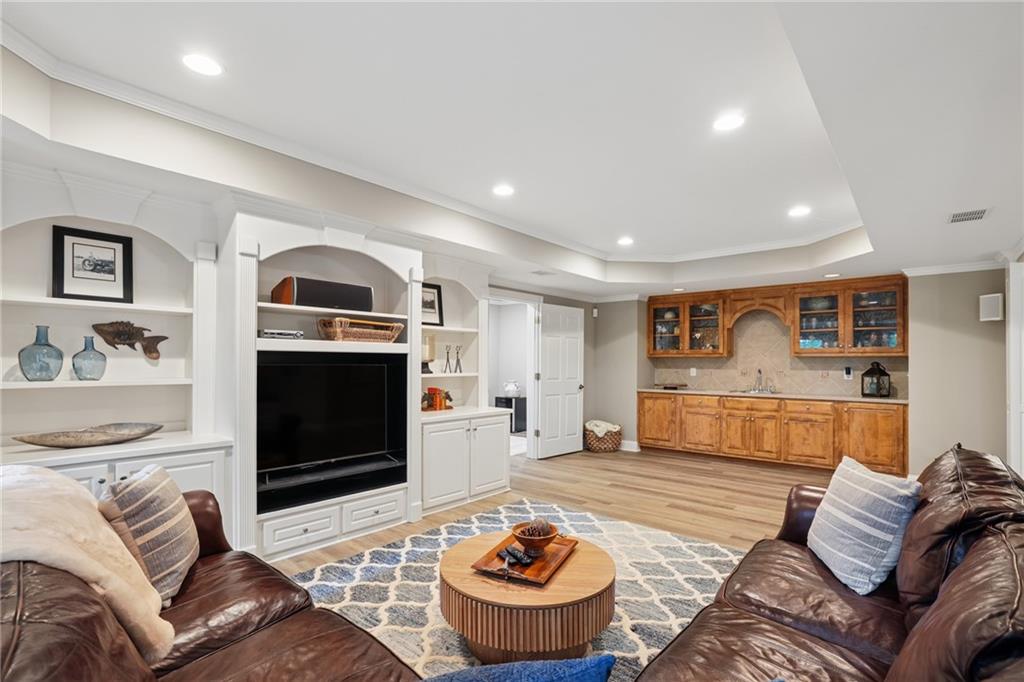 465 W Magnolia Circle