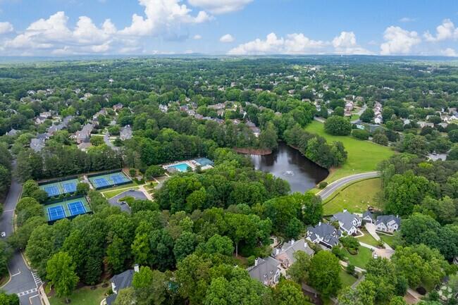 465 W Magnolia Circle