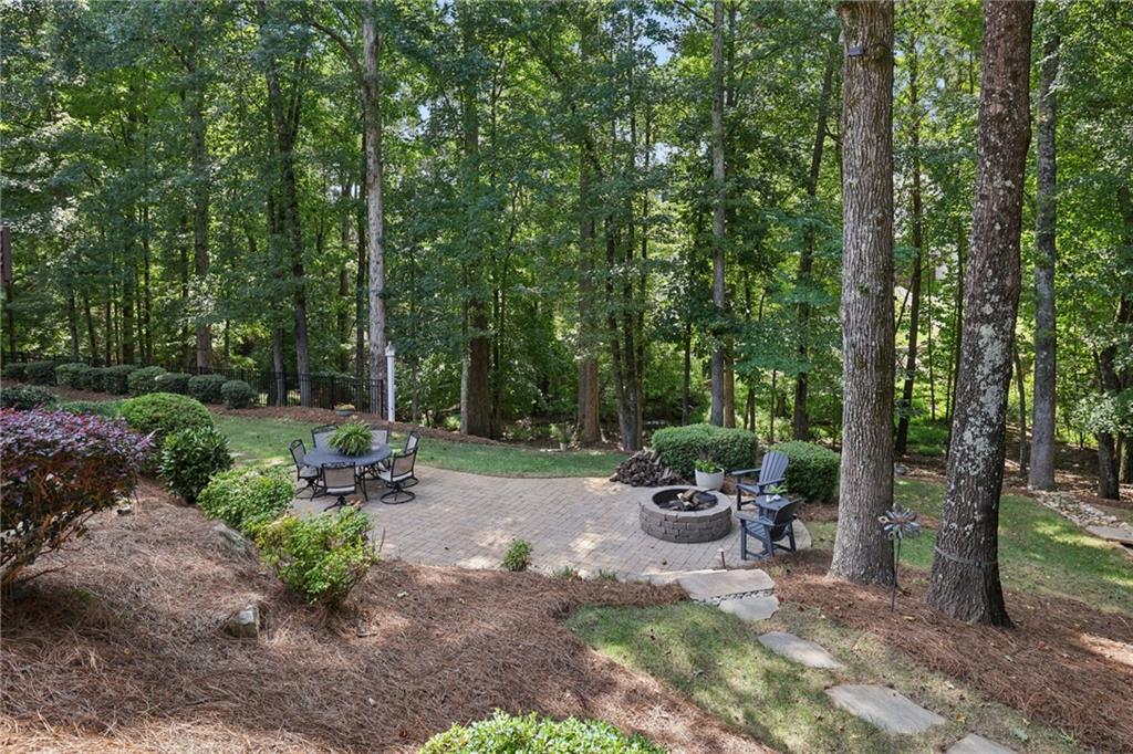 465 W Magnolia Circle