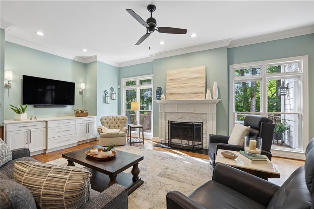 465 W Magnolia Circle