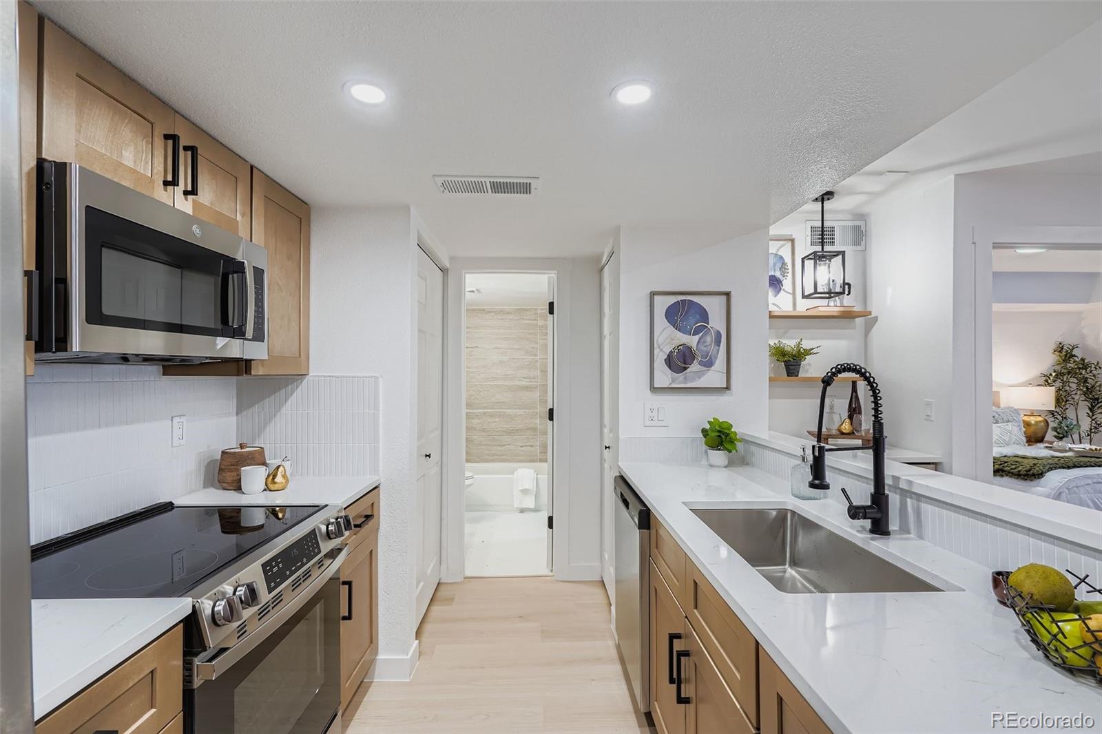 9662 Brentwood Way Unit: 106