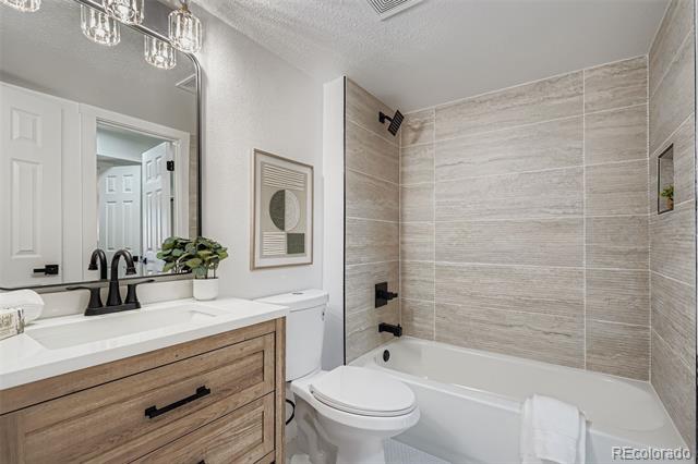 9662 Brentwood Way Unit: 106