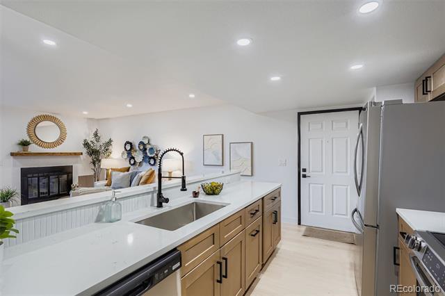 9662 Brentwood Way Unit: 106