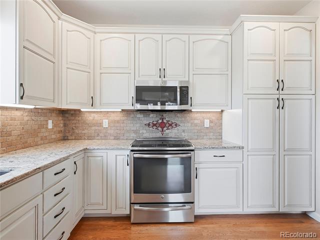 15879 W 62nd Place