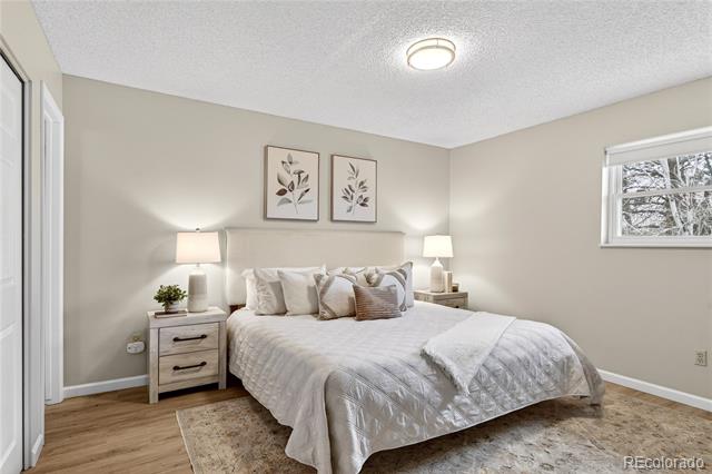 16221 W 56th Place