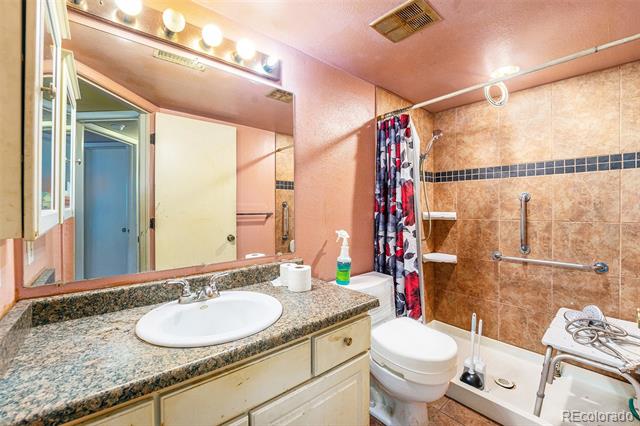 1226 S Monaco Parkway Unit: 103
