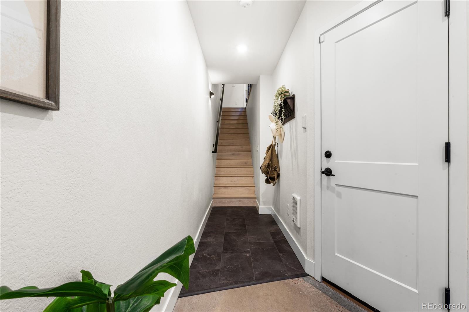 5125 W 29th Avenue Unit: 6