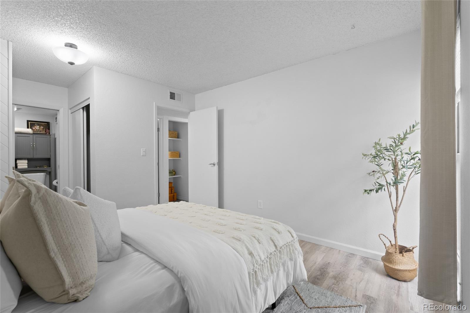 14934 E Hampden Circle Unit: 8