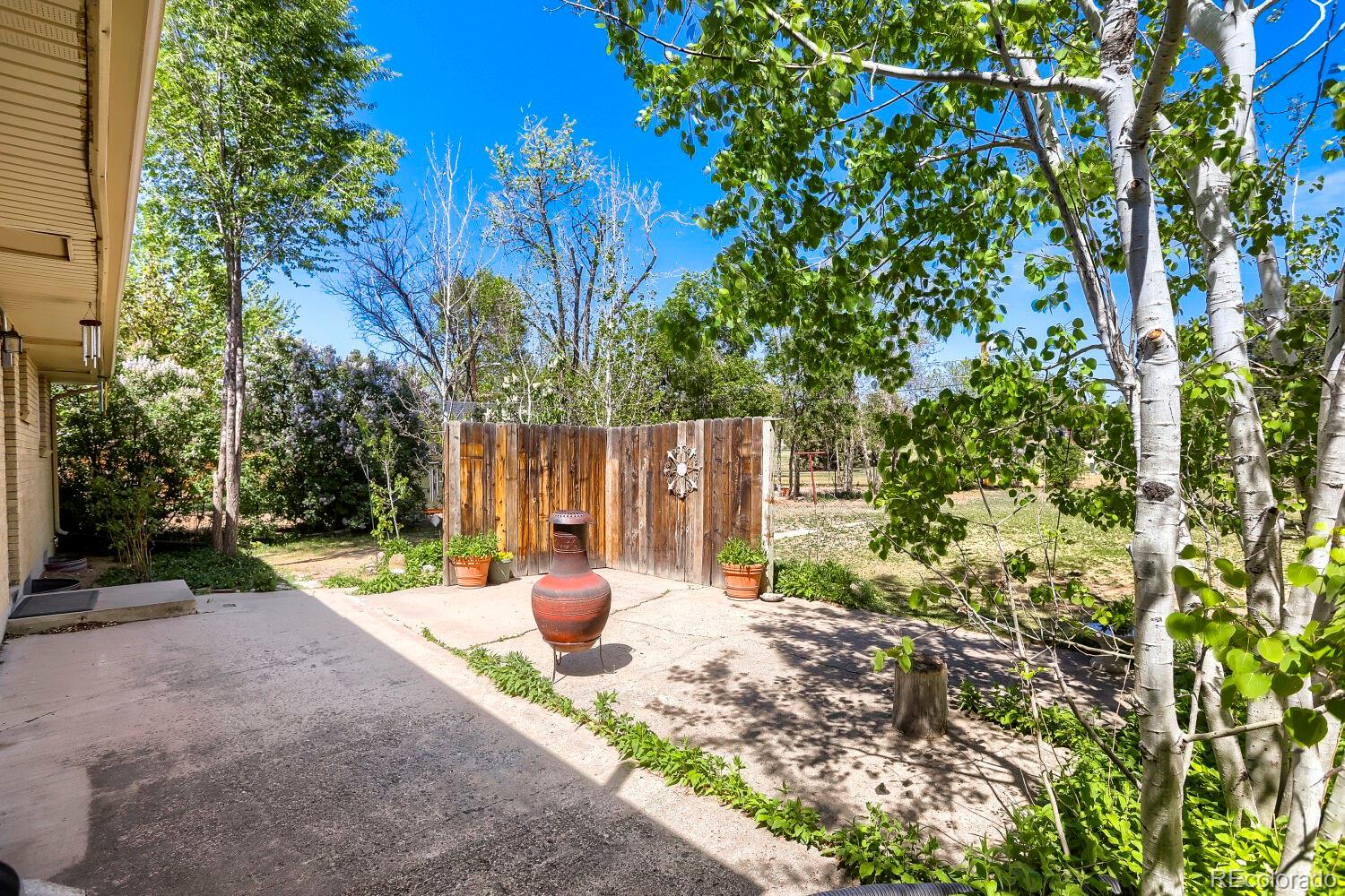 230 Agate Way
