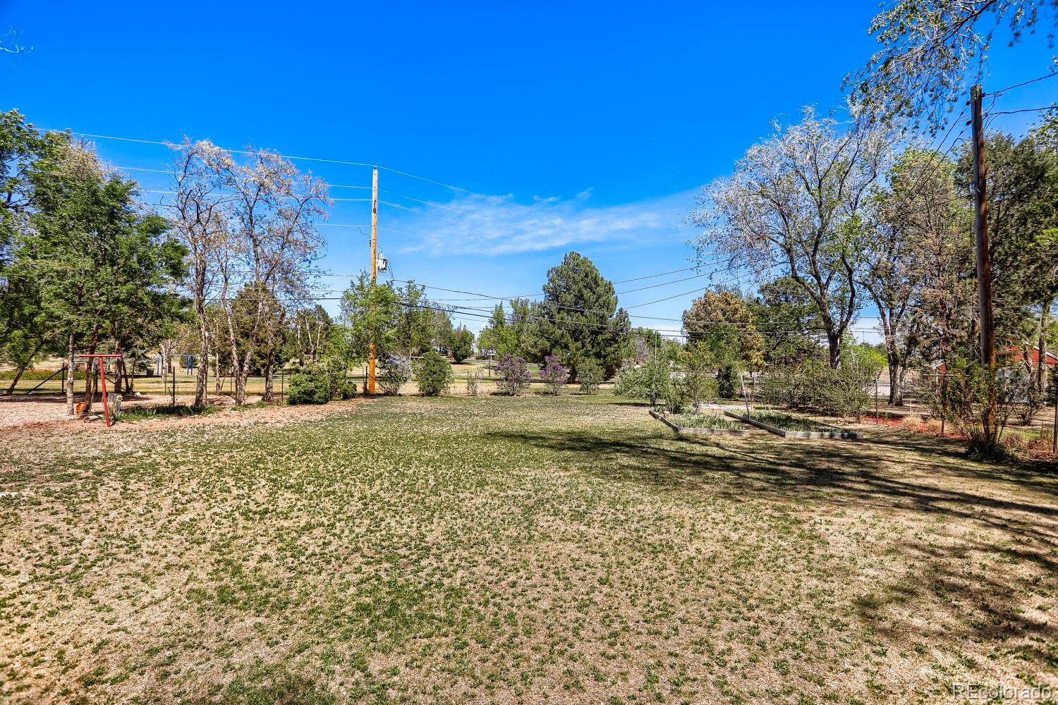 230 Agate Way