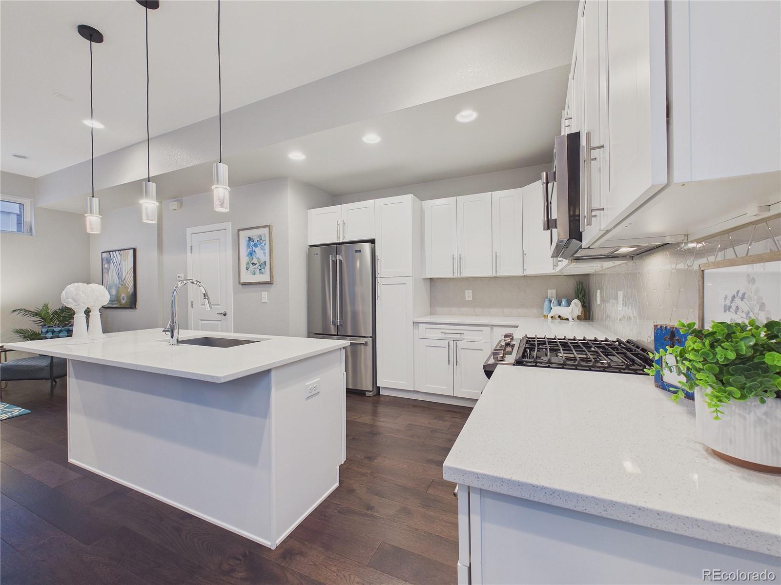 2815 W 25th Avenue Unit: 2