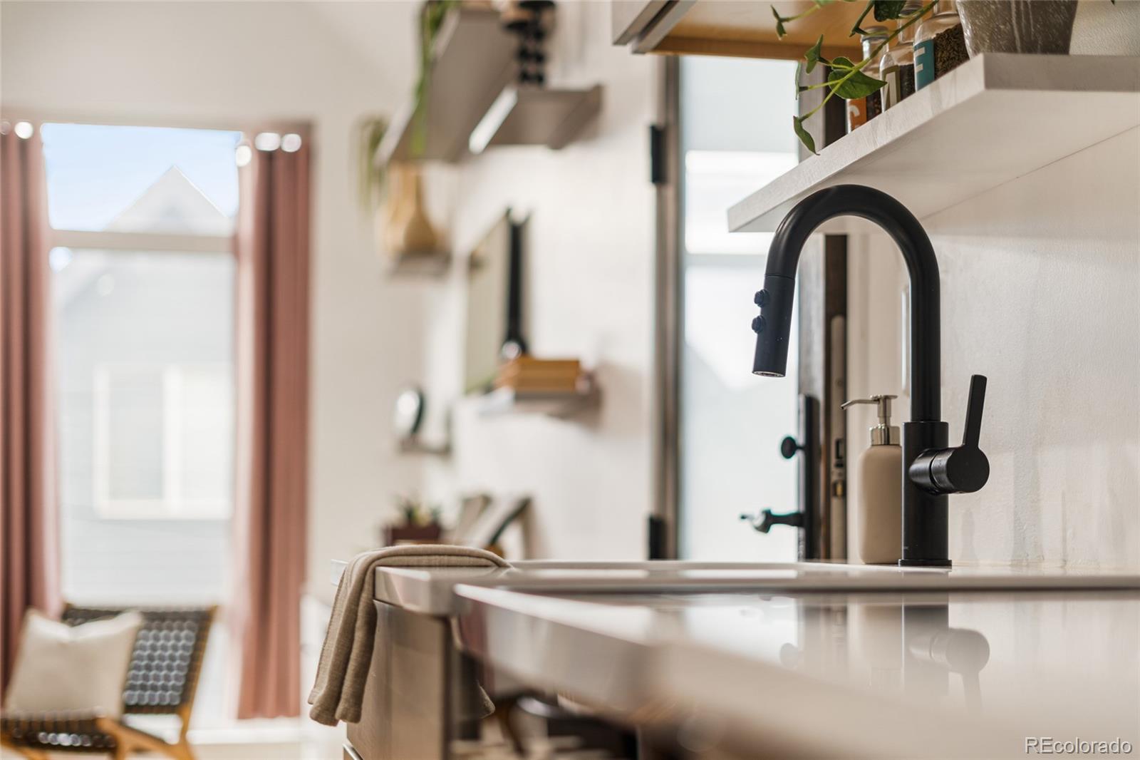 3307 N Humboldt Street