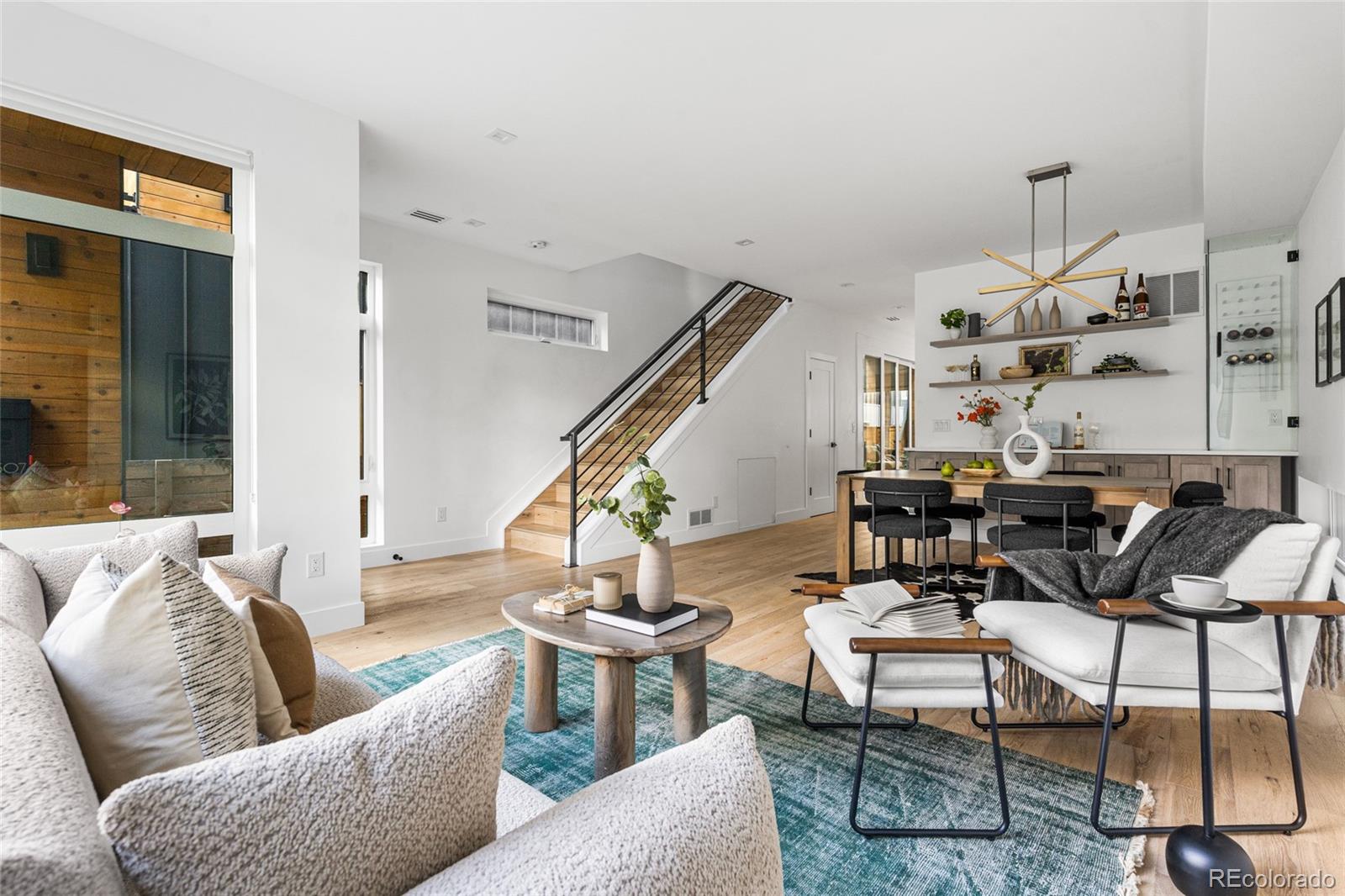 3307 N Humboldt Street