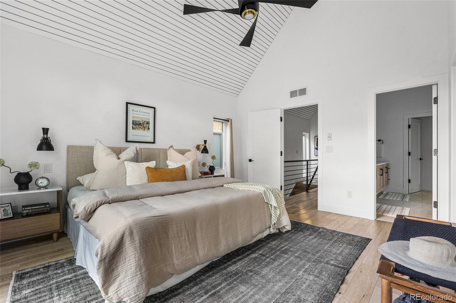 3307 N Humboldt Street