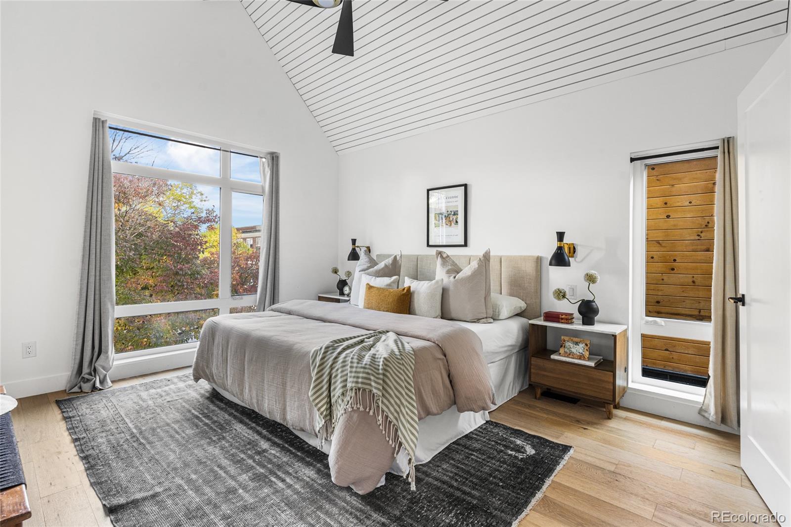 3307 N Humboldt Street