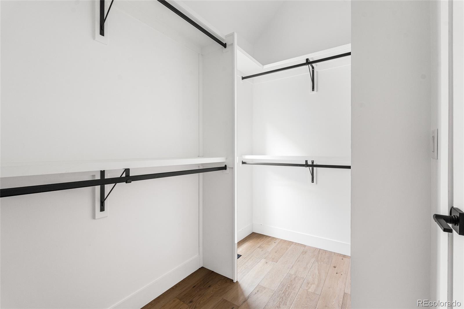 3307 N Humboldt Street