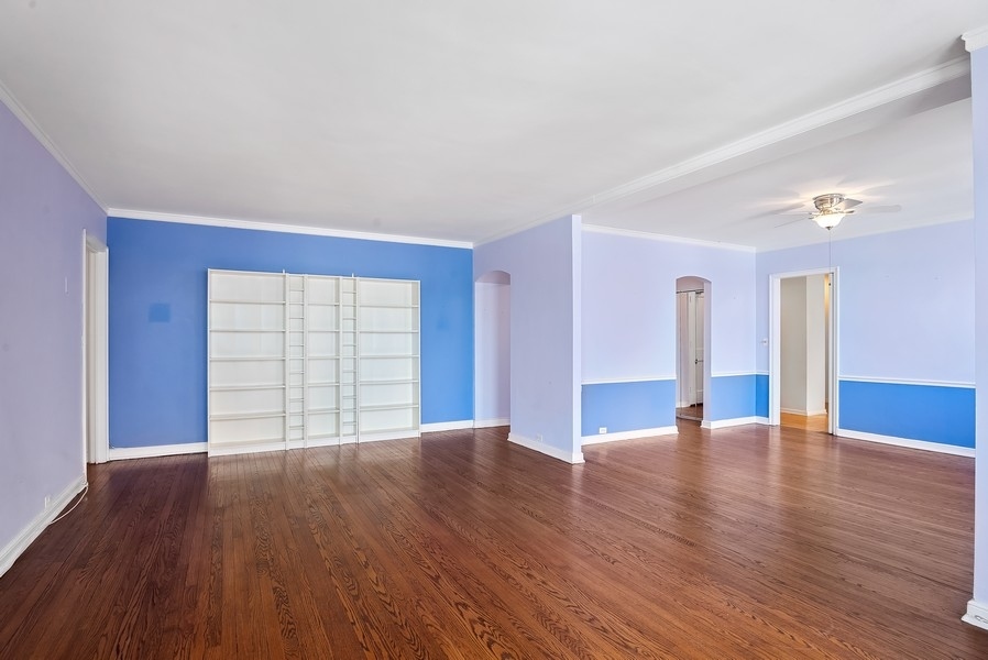 5555 N SHERIDAN Road Unit: 1501