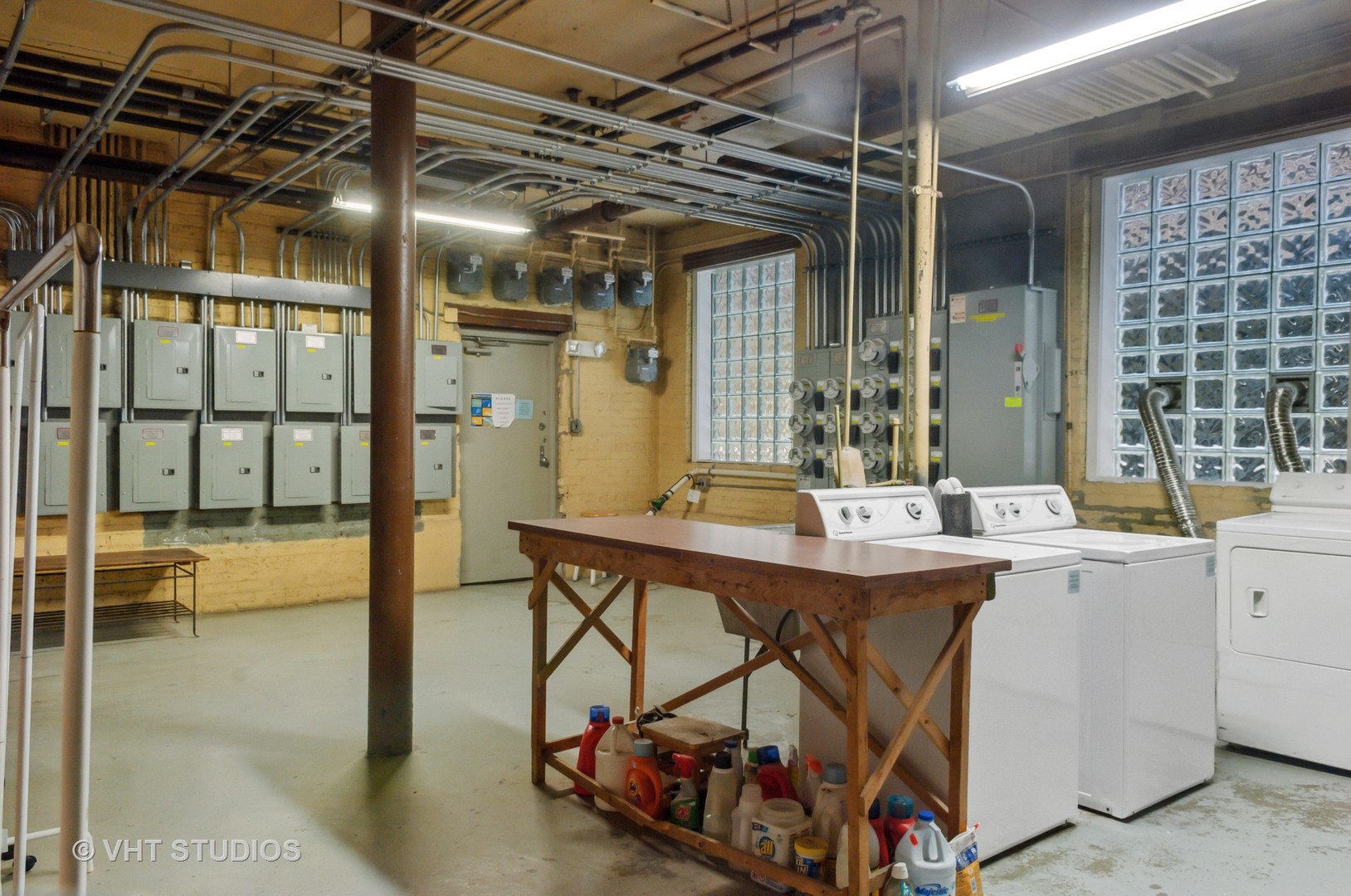 822 Judson Avenue Unit: 6