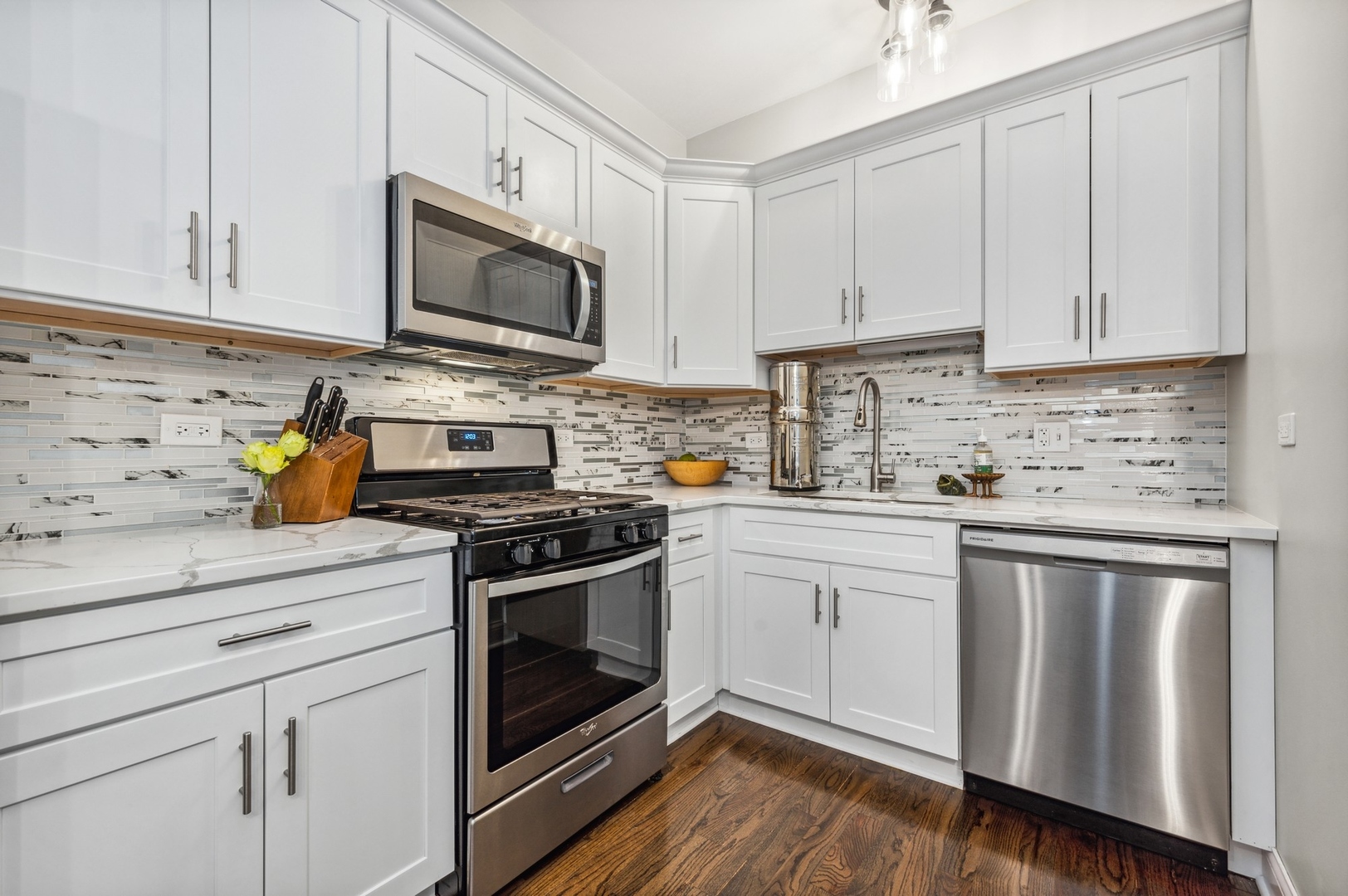 3437 S Morgan Street Unit: 3W