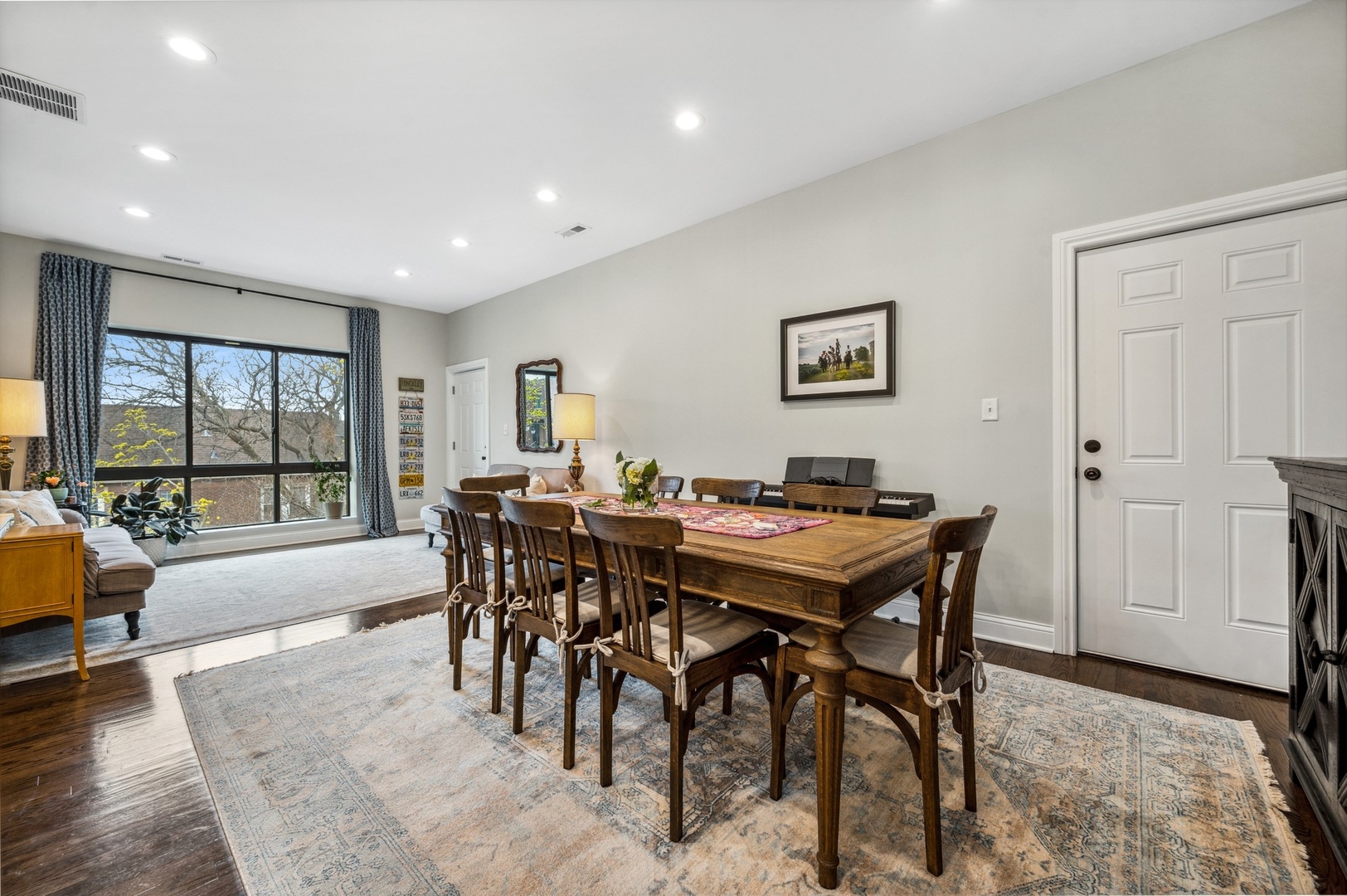 3437 S Morgan Street Unit: 3W
