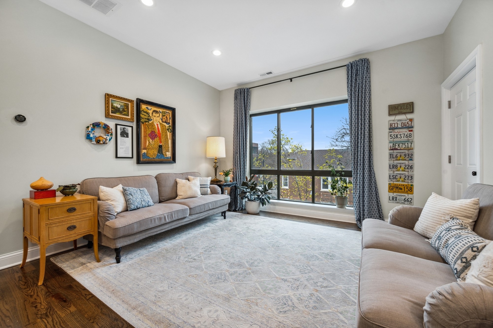 3437 S Morgan Street Unit: 3W