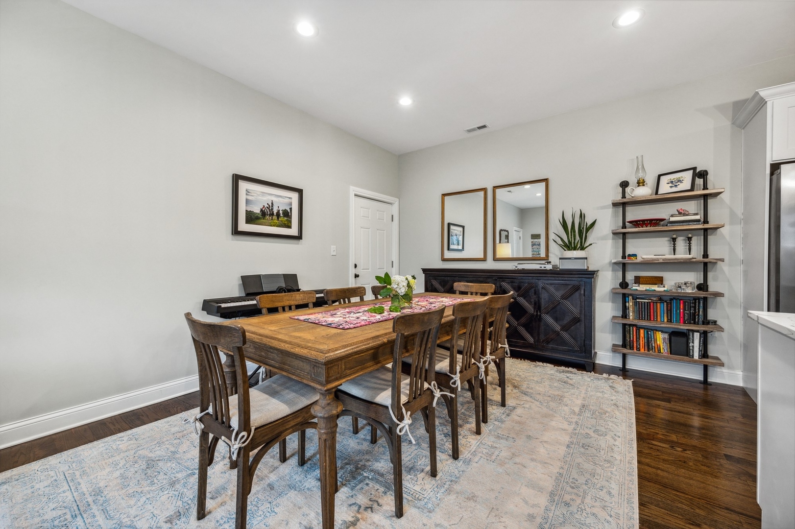 3437 S Morgan Street Unit: 3W