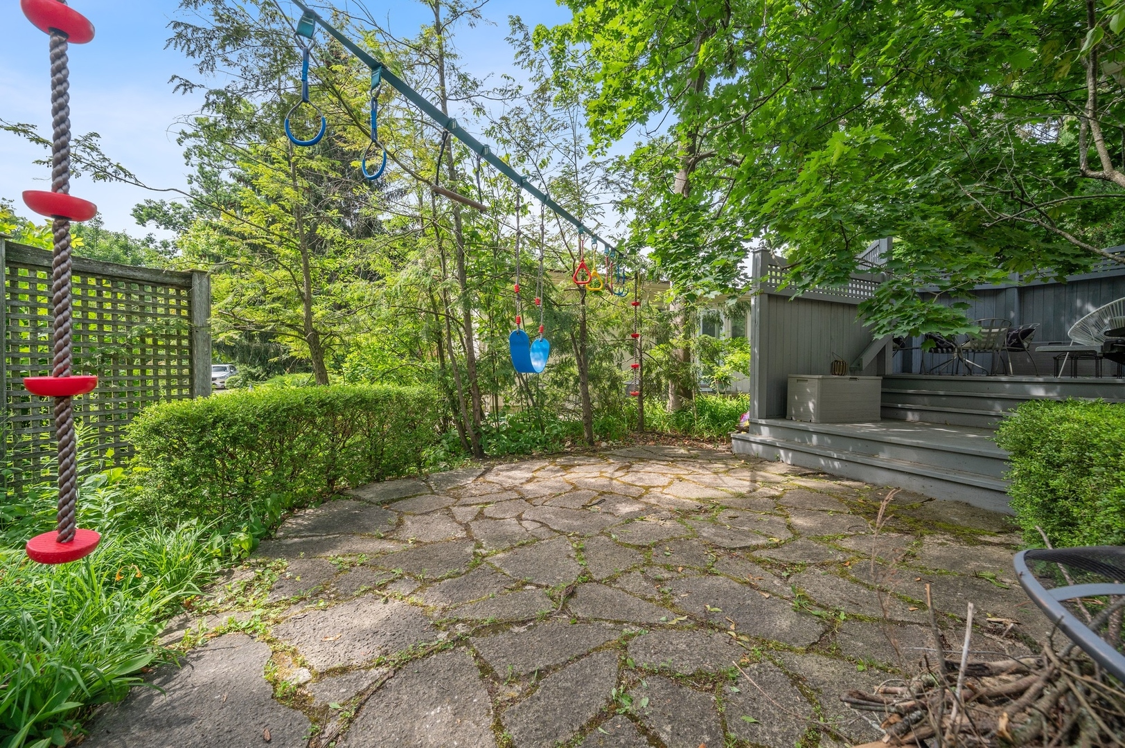 676 Kincaid Street