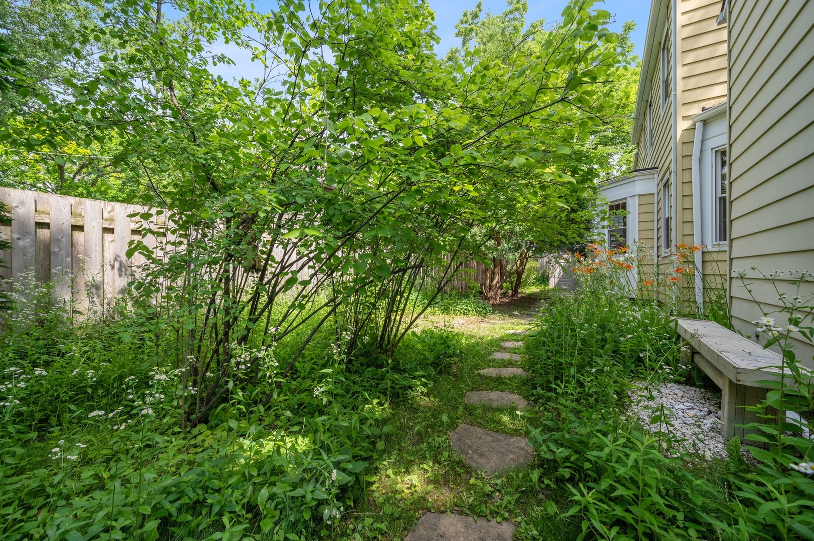 676 Kincaid Street