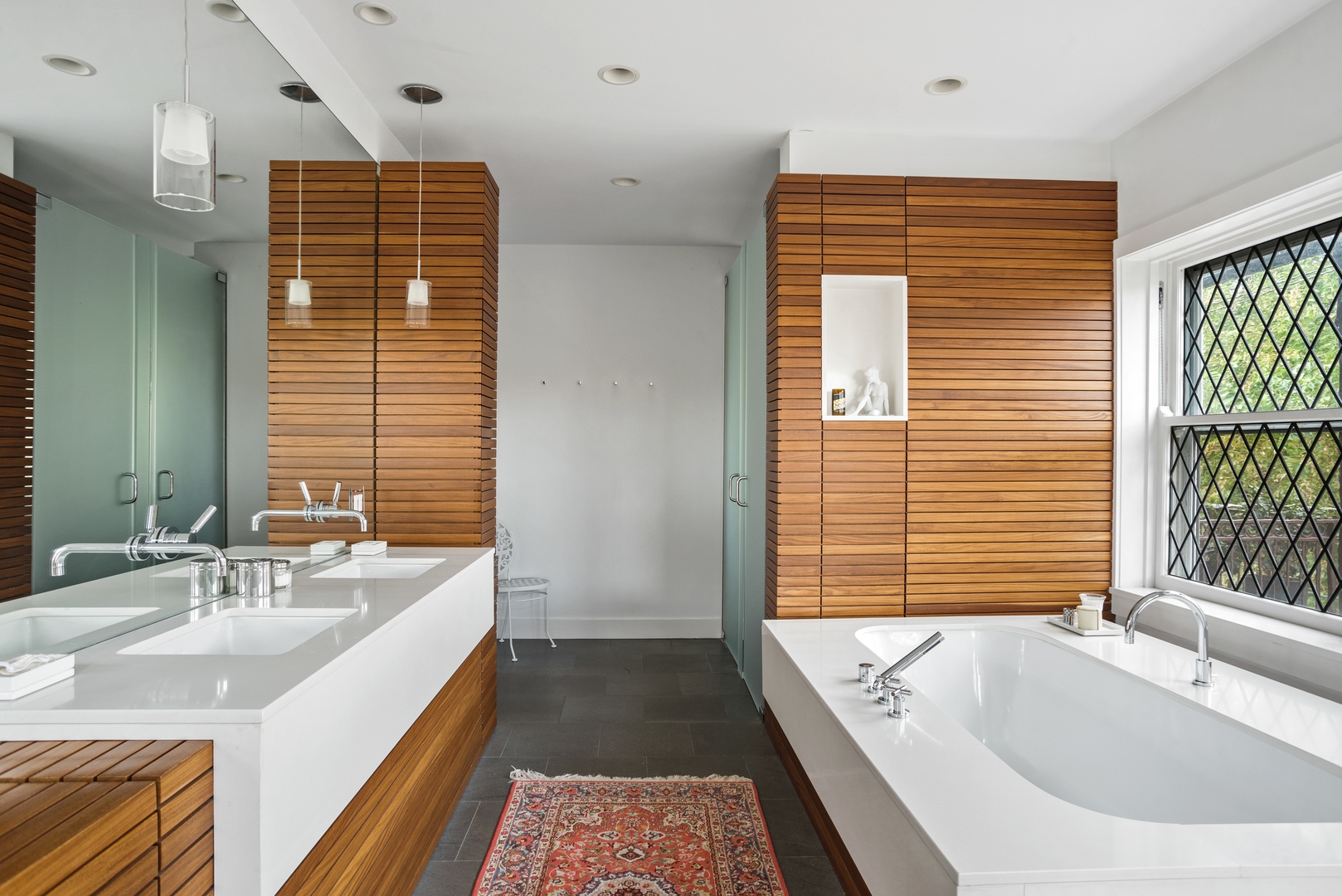 710 W Junior Terrace Unit: 2