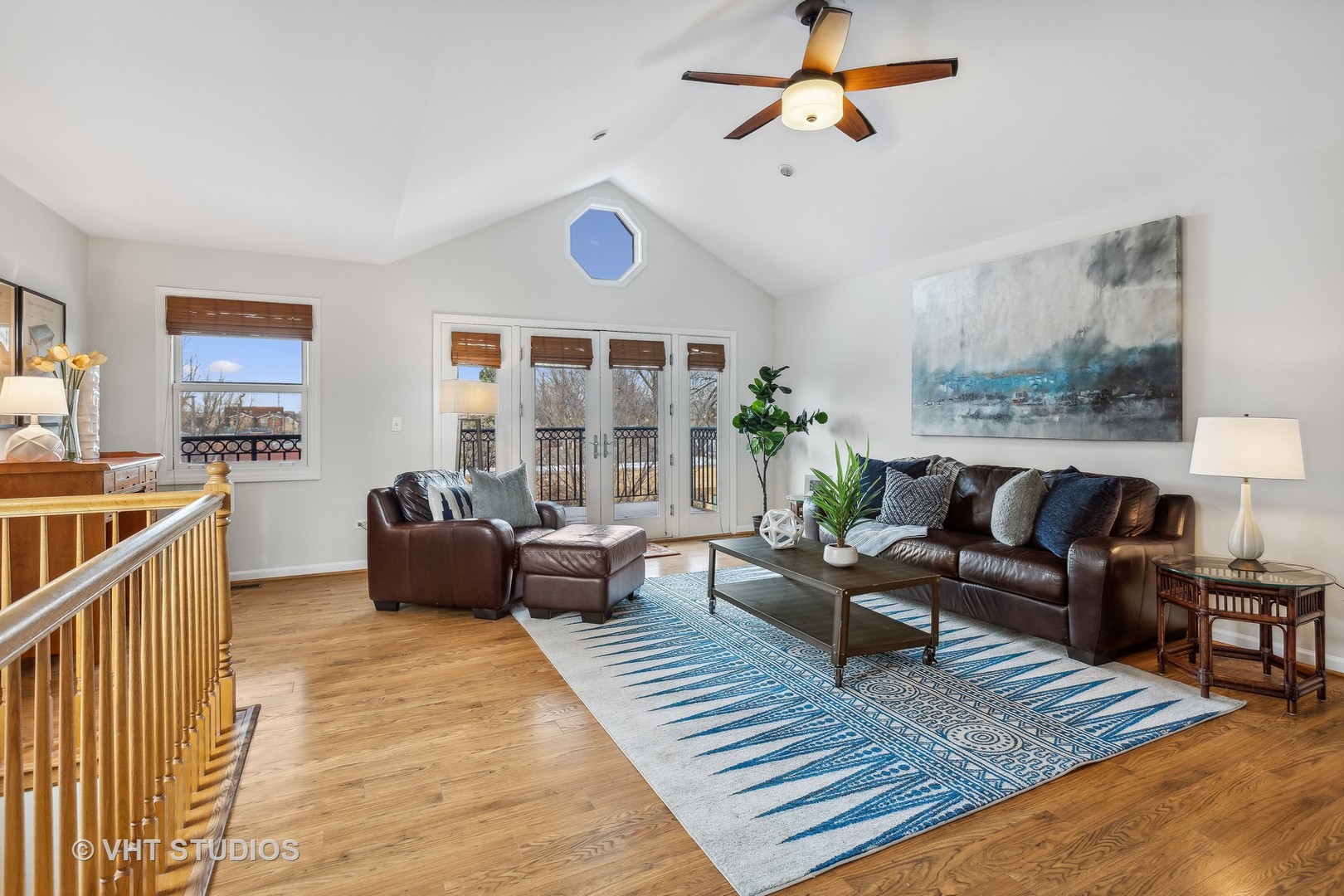 1305 W 32nd Place