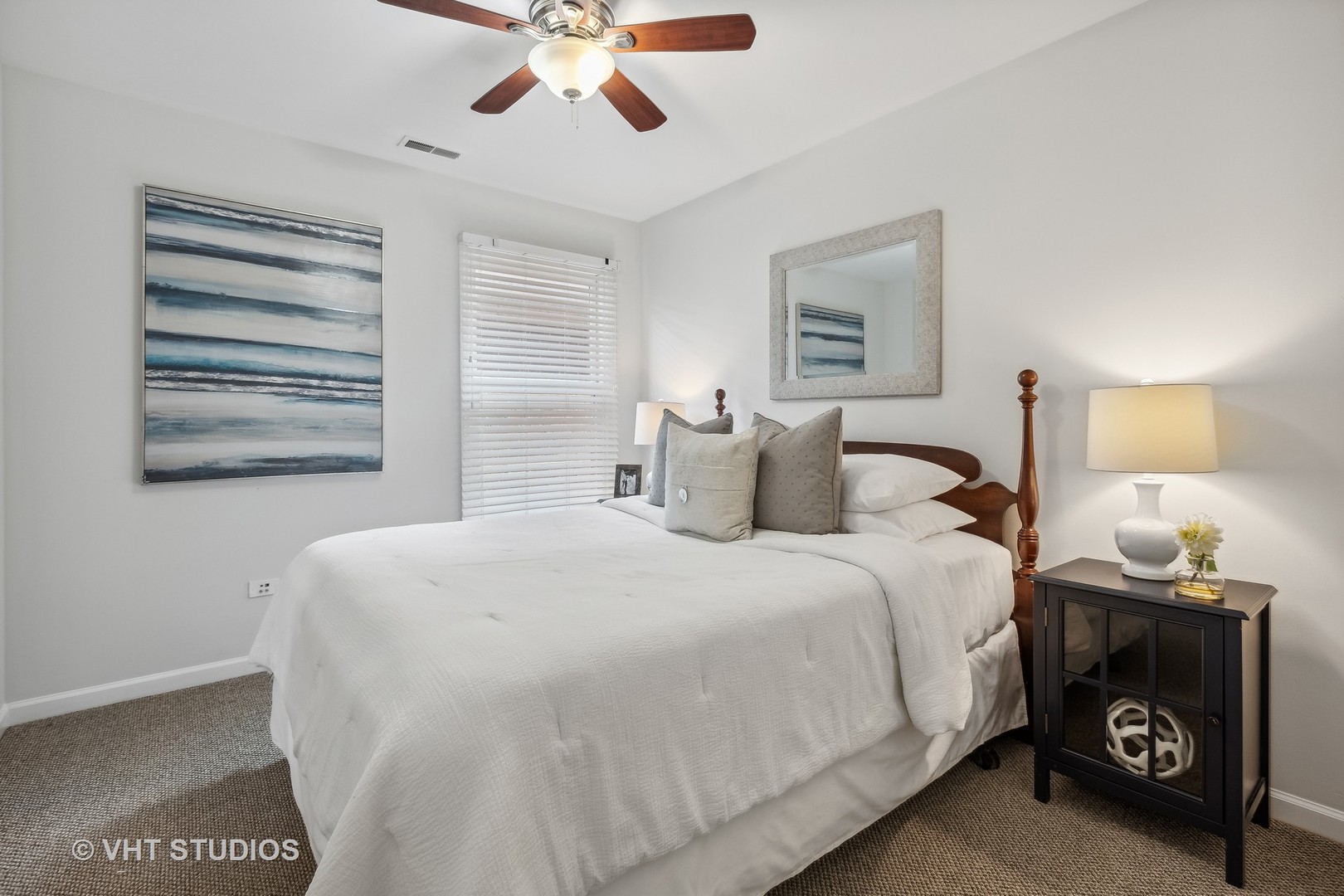 1305 W 32nd Place