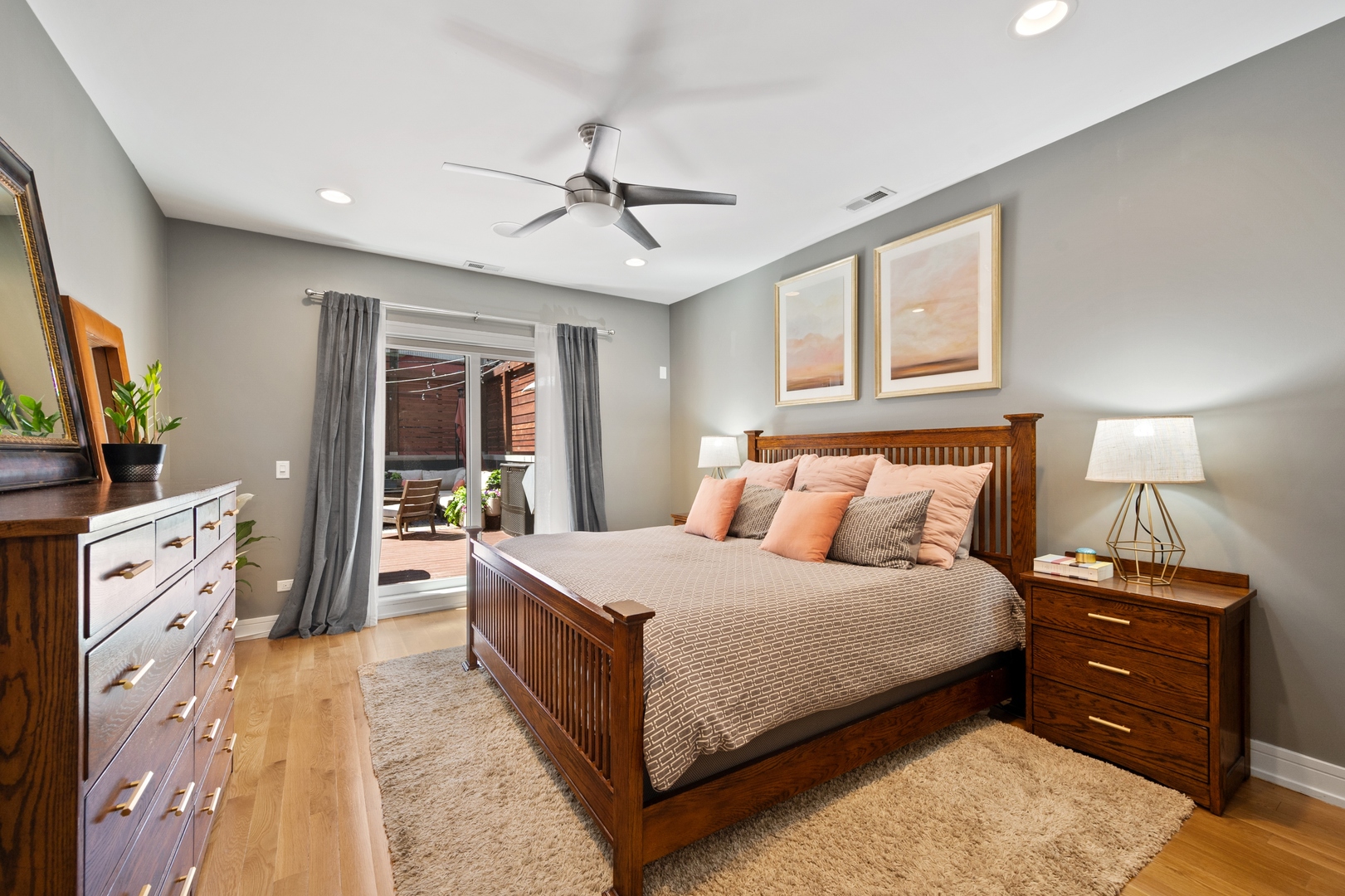 1014 N Larrabee Street Unit: 1N