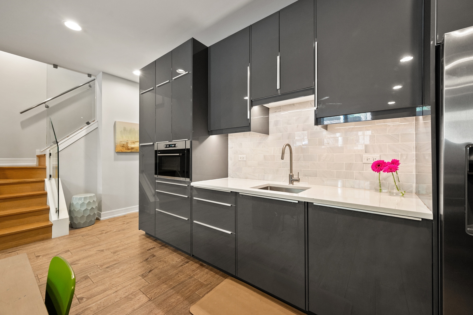 1014 N Larrabee Street Unit: 1N