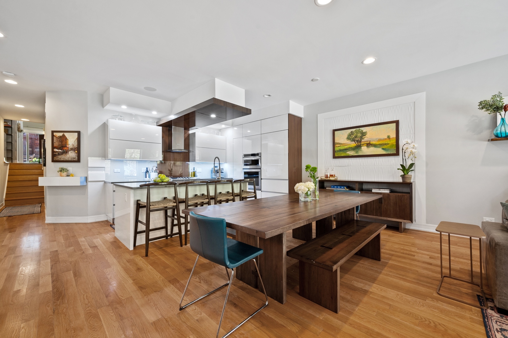 1014 N Larrabee Street Unit: 1N