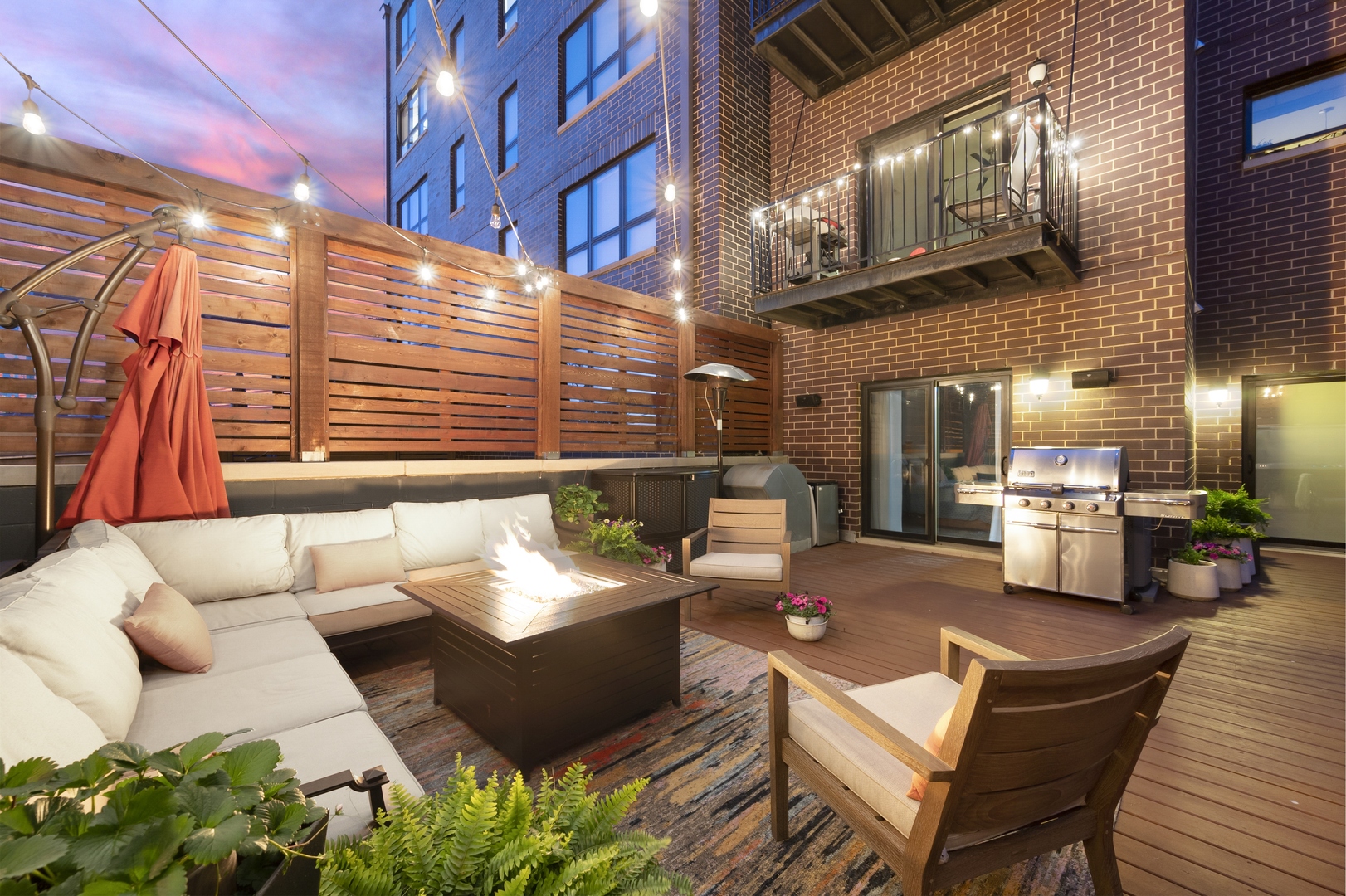 1014 N Larrabee Street Unit: 1N